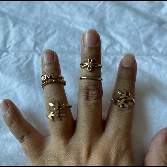 Neclace and midi rings bundle - Picture 3 of 3